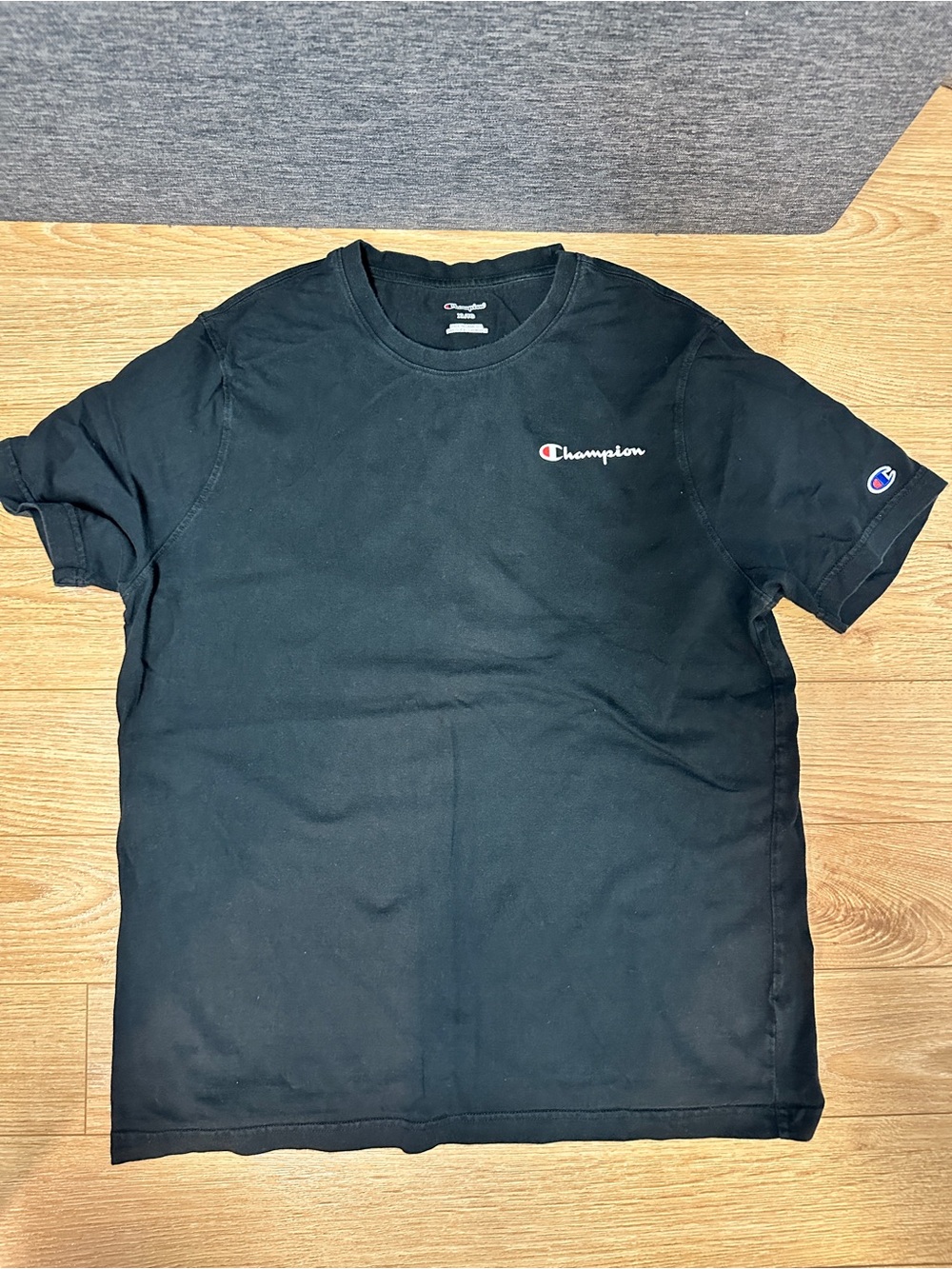 Champion Men's Black Script Logo Crewneck T-Shirt -XL